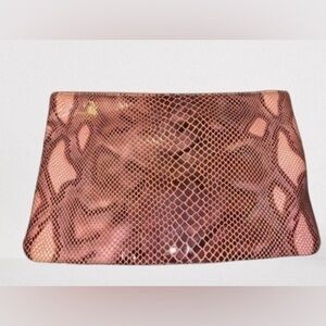 URBAN OUTFITTERS- Catch all bag. Never used, tags on. SF/PF home‎